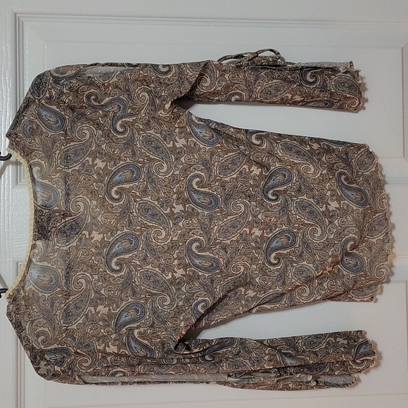 Top - Picture 3 of 6